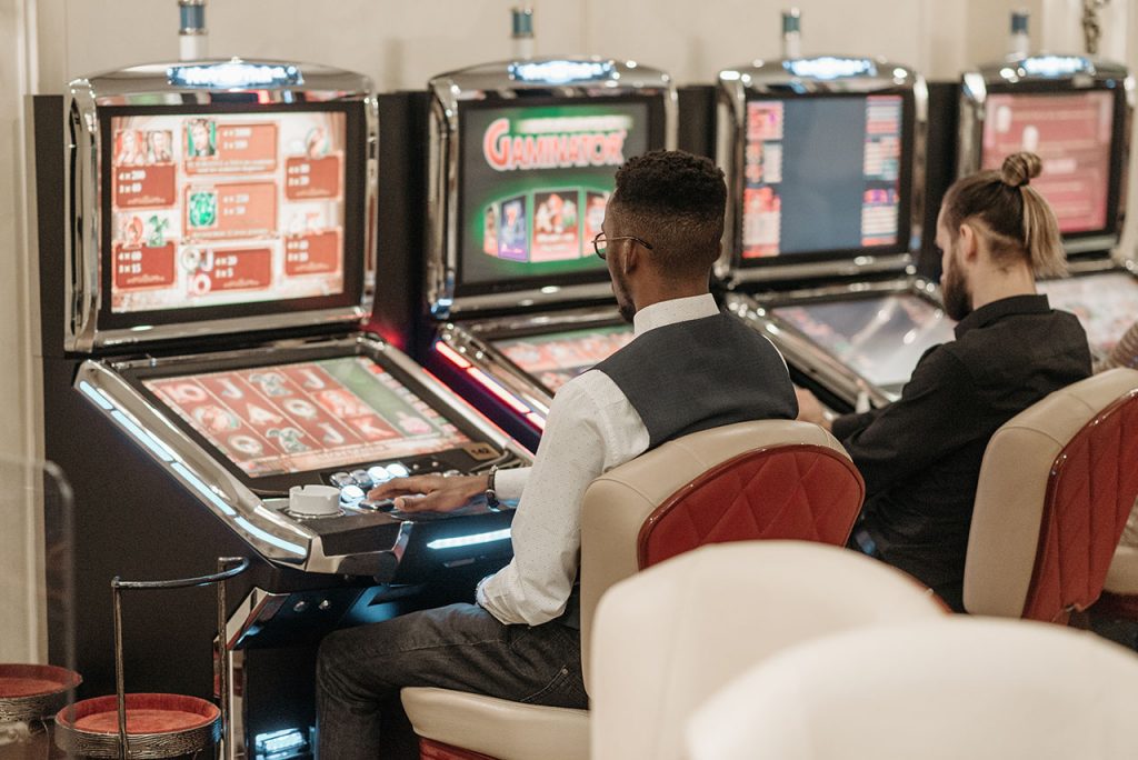 This 5 step guide to slot machines will help non-gamblers get started
